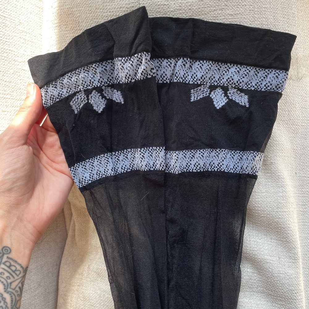 Thigh high nylons